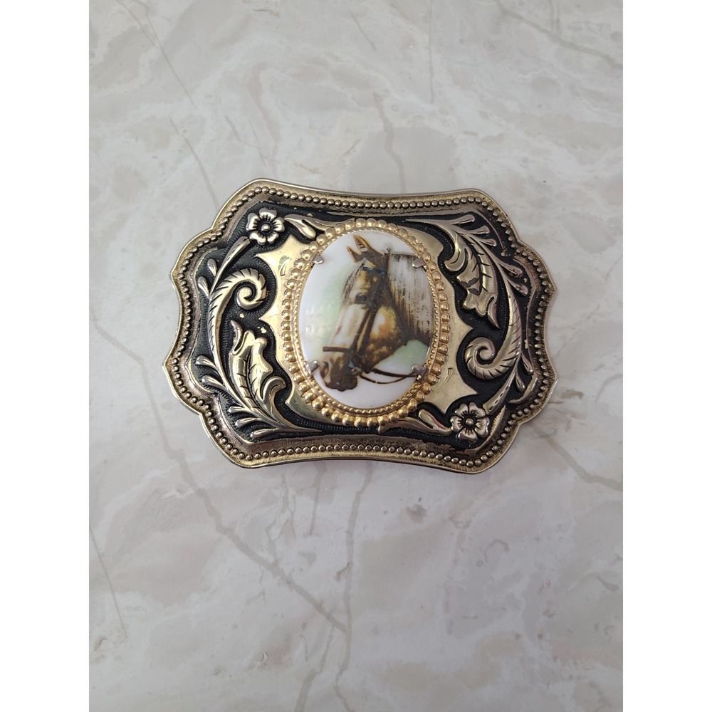 Western Belt Buckle Gold Toned Metal Belt Buckle With Oval Cameo Horse Head